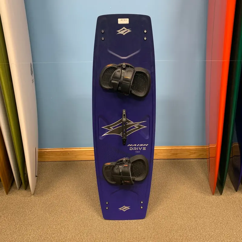 2025 Naish Drive Kiteboard (134Cm) With Straps – Pre-Owned 1