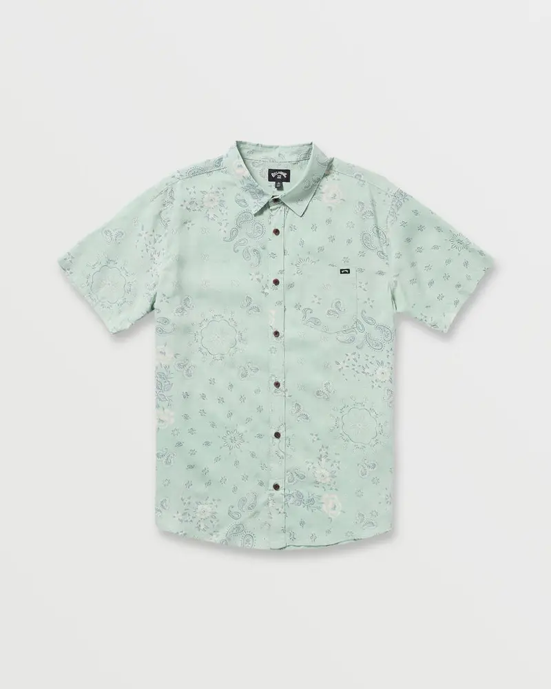 Billabong Sundays Short-Sleeve Shirt – Mist Green Casual Button-Down 1