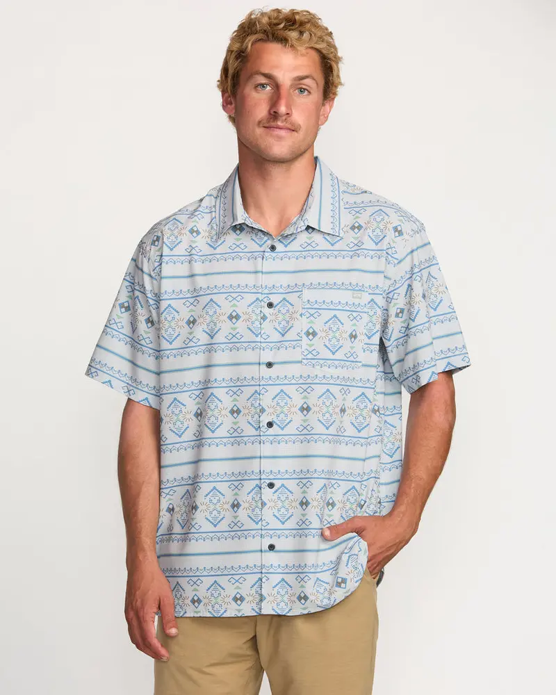 Billabong Surftrek Perf Short-Sleeve Performance Tee – Alloy 1