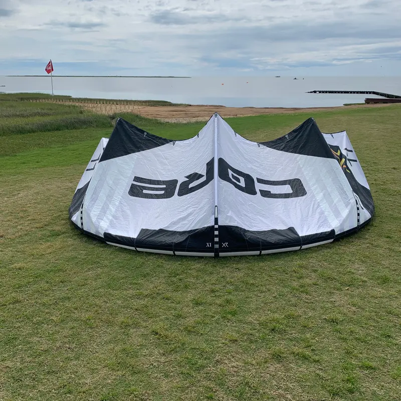 Core Xr7 Kite – 11M Used – White 1