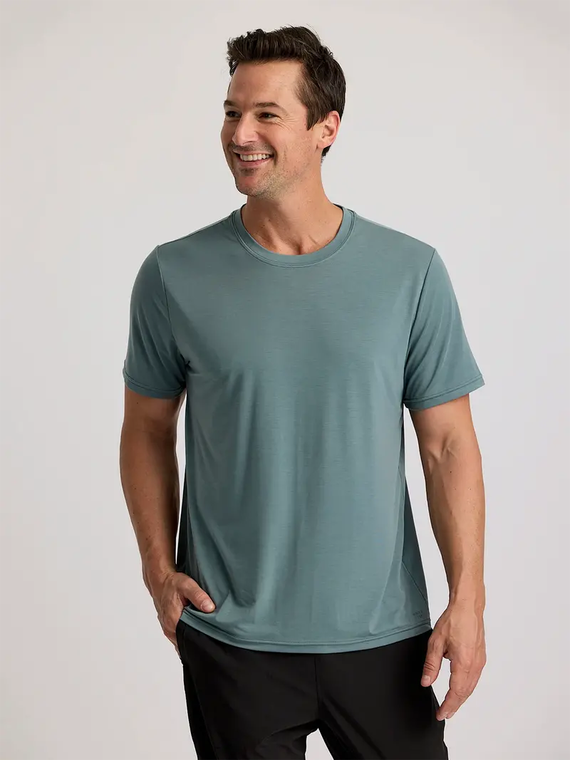 Free Fly Elevate Lightweight T-Shirt In Stormy Sea 1