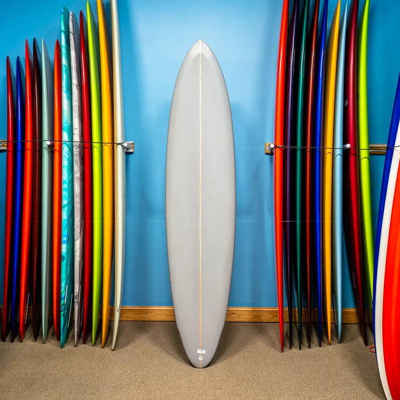 Maurice Cole Reverse Vee Alpha Twin Surfboard – 8'1", Pu/Poly Construction 1