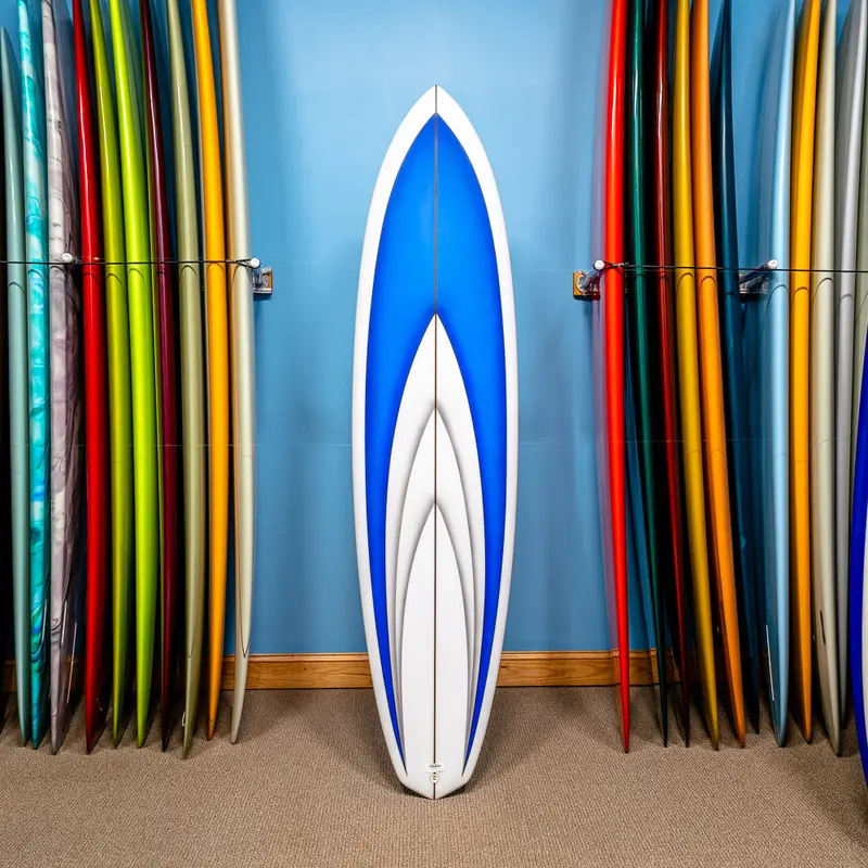 Maurice Cole Reverse Vee Twinzer Surfboard – 7'5" (Pu/Poly Construction) 1