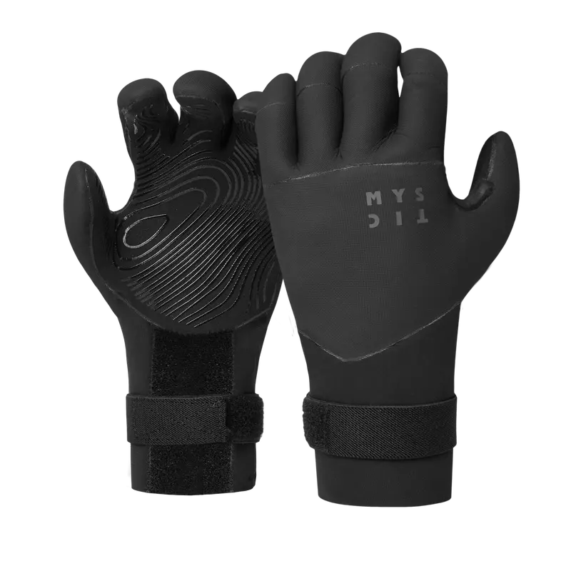 Mystic Supreme 5Mm Pre-Curved Black Gloves 1