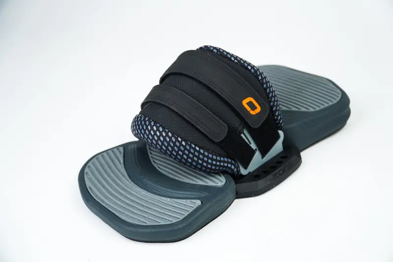 Ozone V3 Dual-Strap Binding Kit For Kiteboards 1
