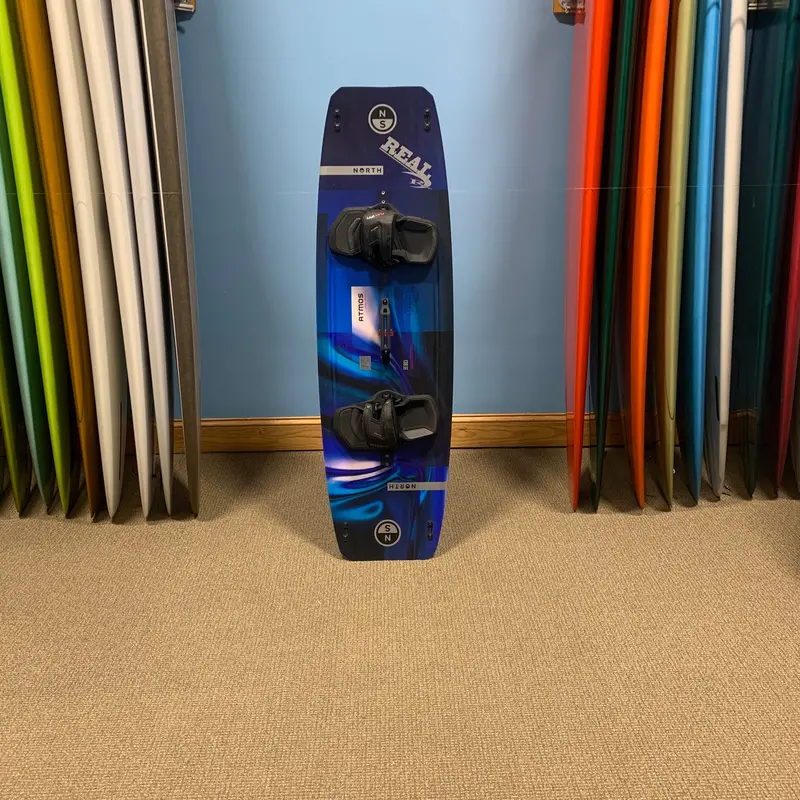 Pre-Owned 2025 North Atmos Kiteboard – 138 X 41 Cm With Footstraps 1