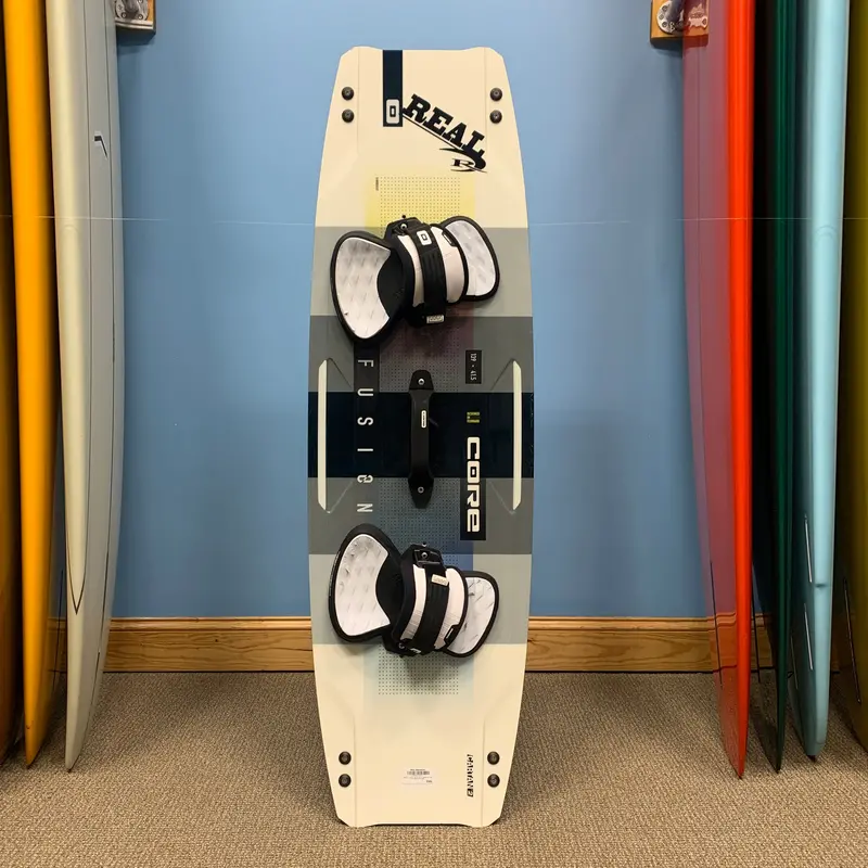 Pre-Owned Core Fusion 6 Kiteboard – 139 × 41.5Cm With Straps 1