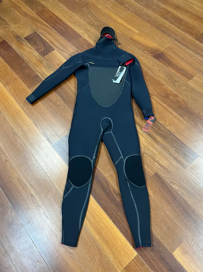 Pre-Owned O'Neill Psycho Tech 5.5/4Mm Full Wetsuit – Black, Size Large Short 1