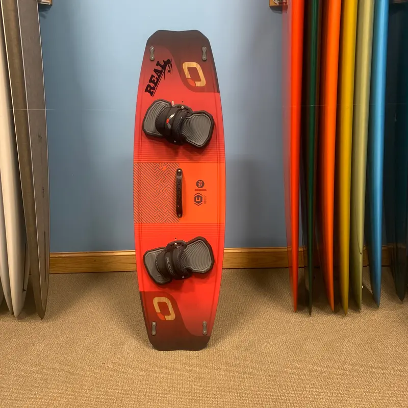 Pre-Owned Ozone Code V4 Kiteboard – Red, 144 Cm With Foot Straps 1