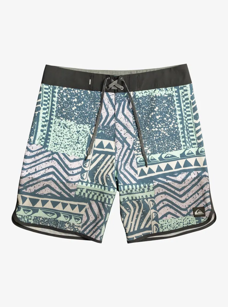 Quiksilver Highlite Scallop 19 Men'S Boardshorts In Midnight Navy 1