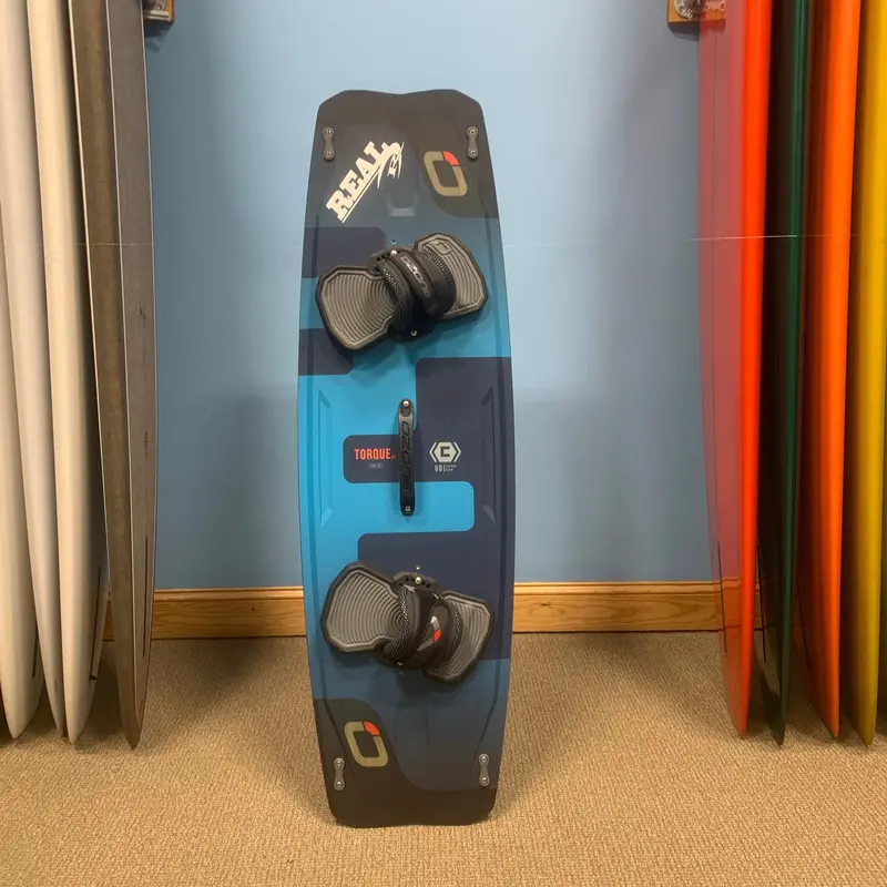 Refurbished Ozone Torque V3 Kiteboard – 138Cm With Straps 1