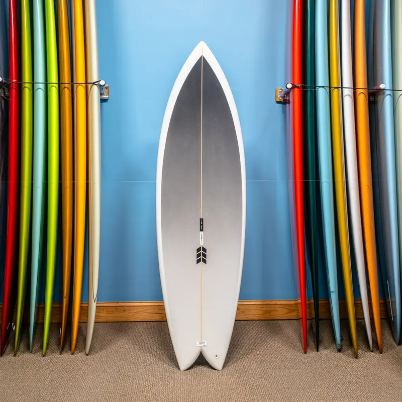 Ryan Sakal Howler Twinzer Pu/Poly Surfboard – 6'3" 1