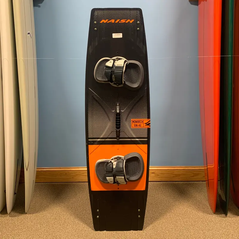 Secondhand 2020 Naish Monarch Kiteboard – 138 X 42Cm 1