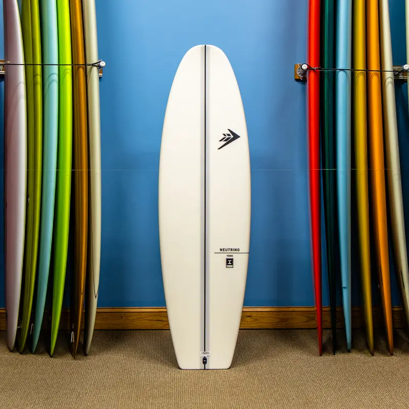 Tomo Neutrino Firewire Ibolic Surfboard – 5'10" 1