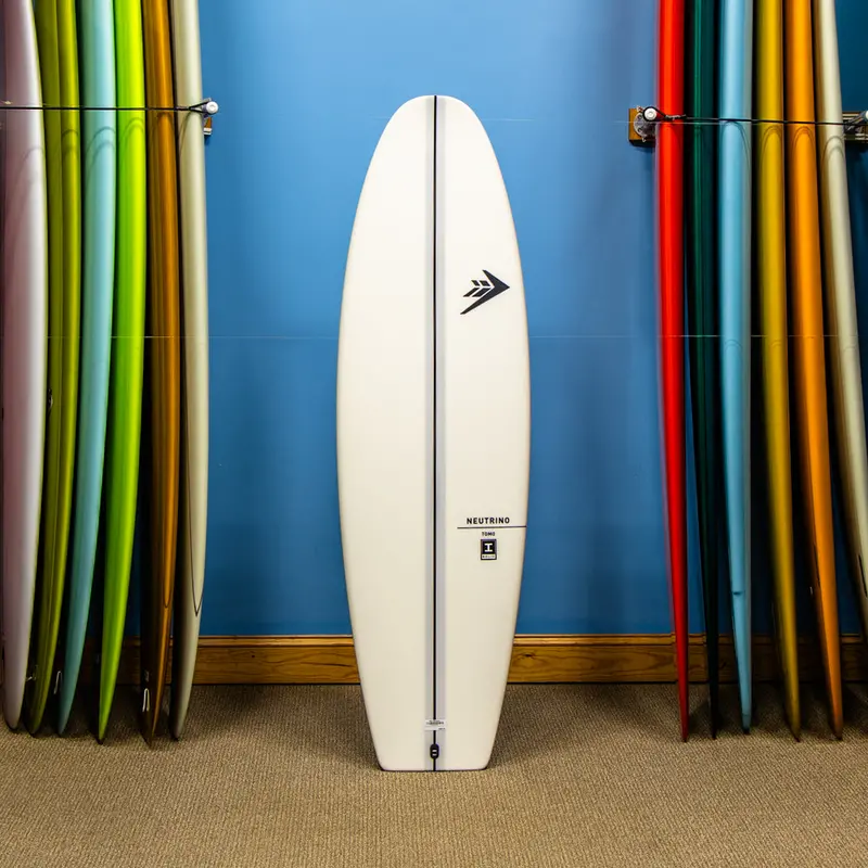 Tomo Neutrino Firewire Ibolic Surfboard – 5'7" 1