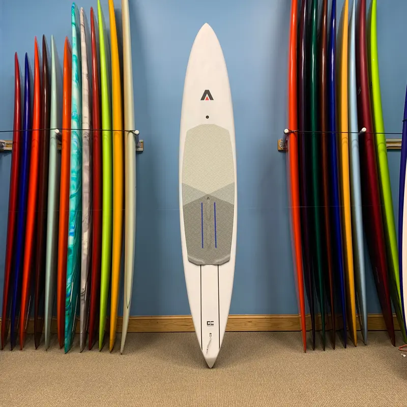 Used Armstrong Downwind Foilboard – 8'2" X 98L 1