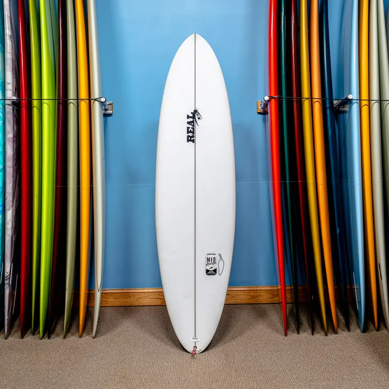 Used Chilli Mid-Strength Surfboard – 6'10" Performance Shortboard 1