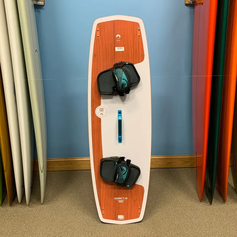 Used Liquid Force Overdrive Kiteboard – 148Cm With Bindings 1