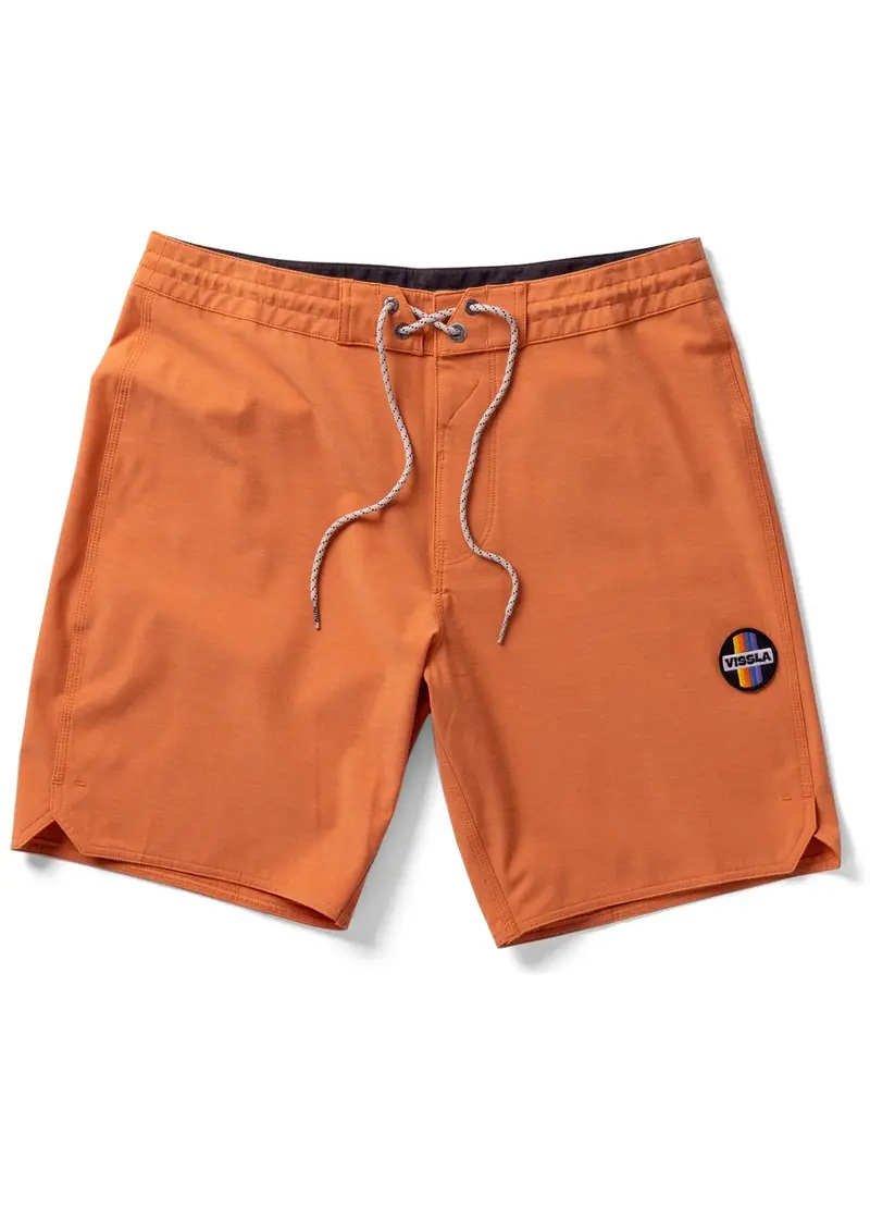 Vissla Solid Sets 18.5" Quick-Dry Men'S Boardshorts In Guava 1